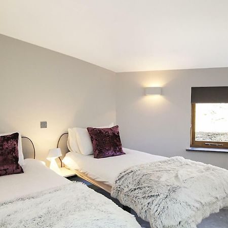 Rhyd Angharad Barns Villa Llanrhyddlad ภายนอก รูปภาพ